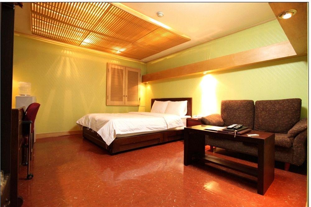 Abata Business Hotel Goyang Bagian luar foto